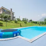 Serandra Luxury *