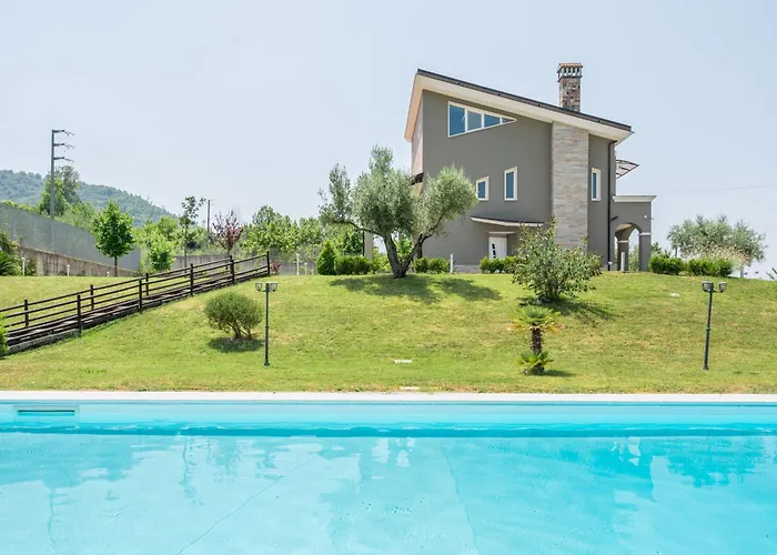 Serandra Luxury